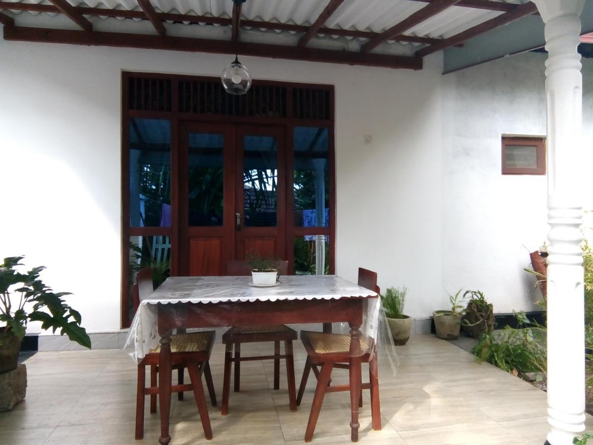 Sisila Villa Bentota Extérieur photo
